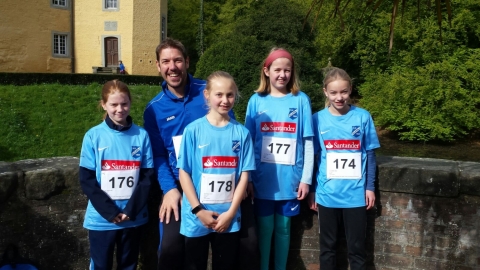 Auch starke Läuferinnen: Die U13-Fußballerinnen von Gregor Jansen