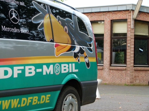 Das DFB-Mobil zu Besuch in Glehn